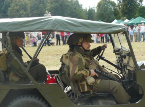 Militarne Jastrowie - grafika