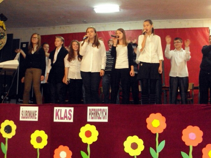 Pełnoprawni gimnazjaliści - grafika