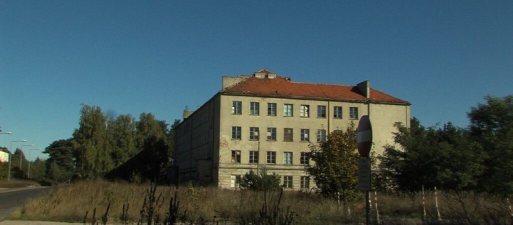 Pod młotek