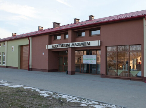 Nowoczesne Centrum Fizjoterapii w PWSZ - grafika
