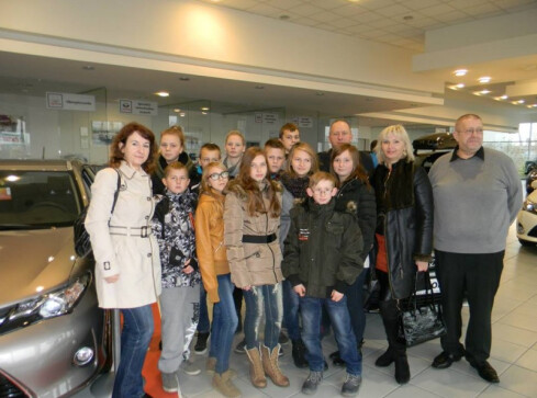 Uczniowie o motoryzacji - grafika