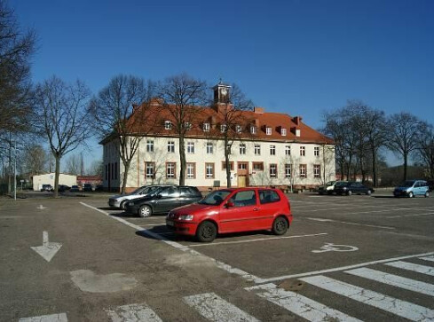 Dualnie na PWSZ. Z Farmutilem - grafika