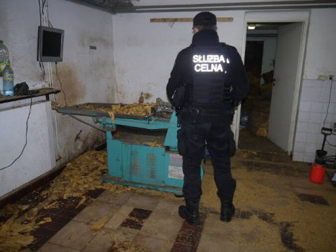 Nielegalna fabryka tytoniu zlikwidowana - grafika