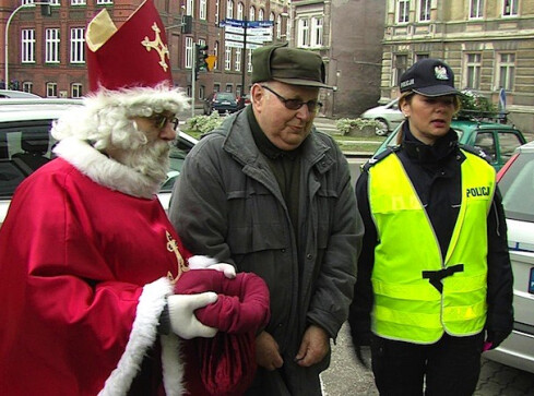 Mikołaj na drodze - grafika