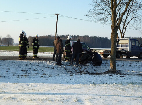 Passat i Focus do remontu - grafika