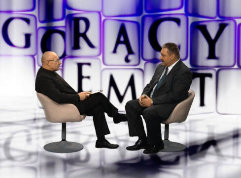 Starosta patrzy z optymizmem - grafika