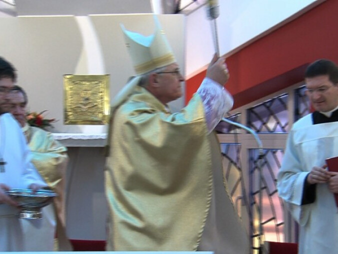 Szpitalna kaplica poświęcona po remoncie - grafika