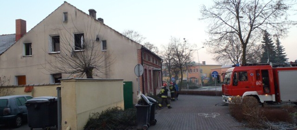 Złotów. Trzy osoby zatruły się czadem 