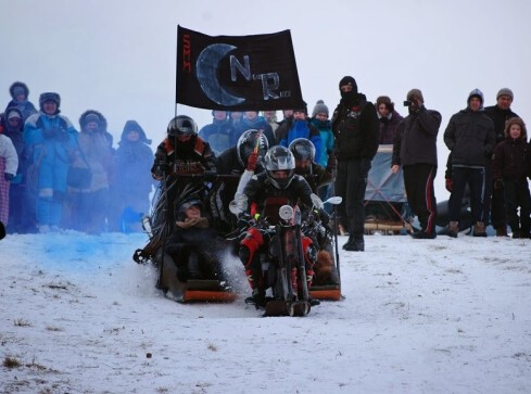 W Jastrowiu zjeżdżali na byle czym [ZDJĘCIA] - grafika