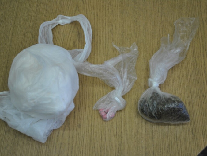 Dealer w rękach policji  - grafika