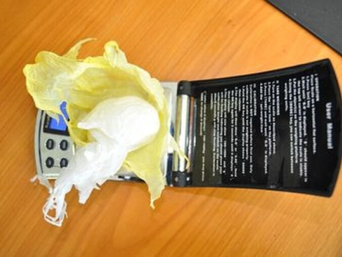 Kierowca wpadł z amfetaminą. Prowadził, będąc pod wpływem narkot - grafika