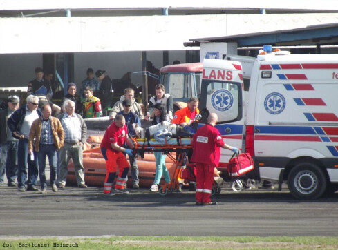 Wypadek podczas treningu Victorii. Szewczykowski upadł na tor [ZDJĘC - grafika