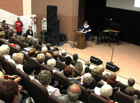 Integracja poprzez edukację - grafika