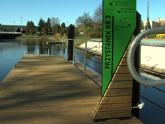 Przystanie czekają na tramwaj - grafika