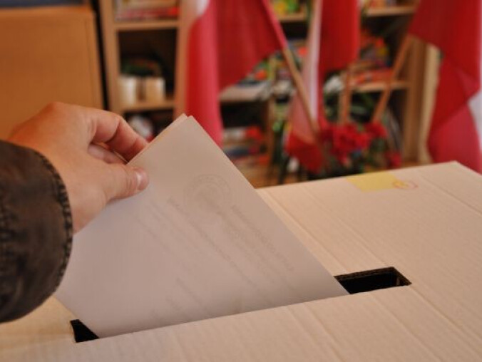 Eurowybory: frekwencja do południa wyższa niż pięć lat temu - grafika