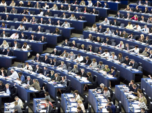 Eurowybory: oficjalne wyniki dają zwycięstwo PiS - grafika