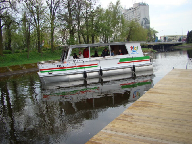 MZK szuka nazwy dla tramwaju wodnego [KONKURS] - grafika