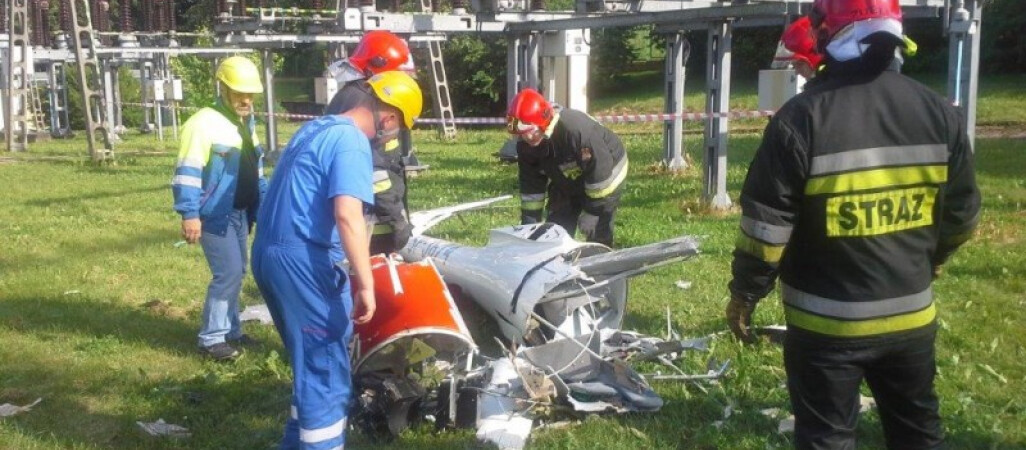 Szybowce zderzyły się w powietrzu. Pilot jednego z nich nie żyje [ZDJĘCIA I WIDEO]