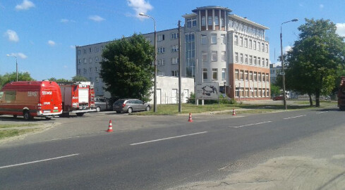Bomby nie wybuchły, ale ewakuacja sparaliżowała pracę  - grafika