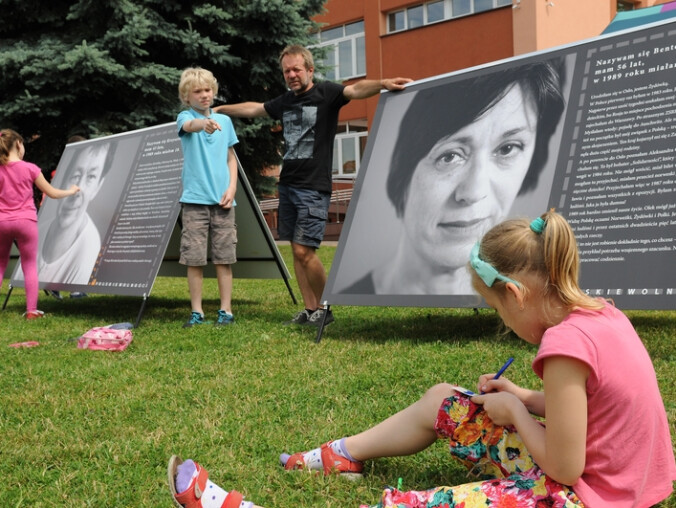 Kontener Wolności stanie na pilskim deptaku - grafika