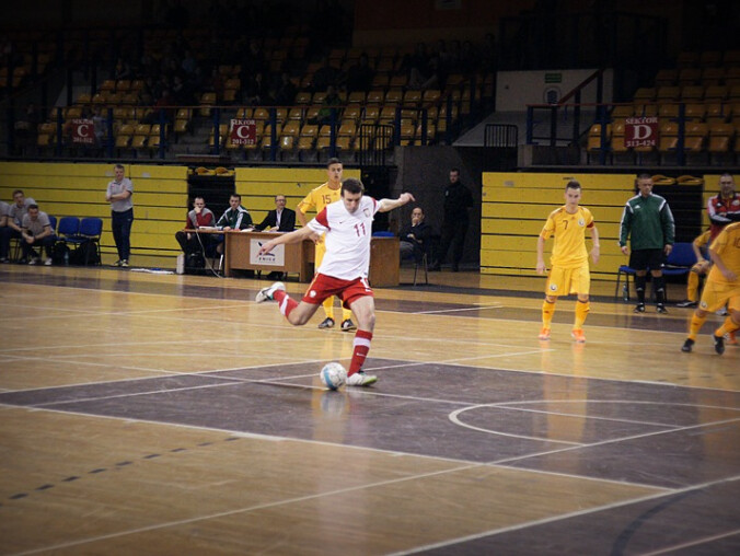 Kostecki w Pile i Szydłowie - grafika