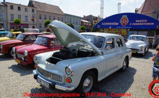 Zlot samochodów zabytkowych w Czarnkowie