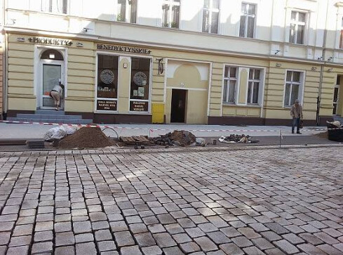 Historyczny bruk wróci na ulice - grafika
