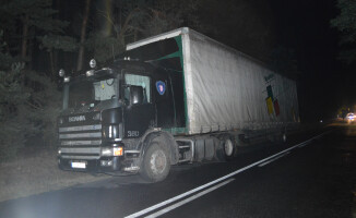 Pijany kierowca uderzył w TIRa?