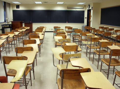 Brakuje studentów - grafika