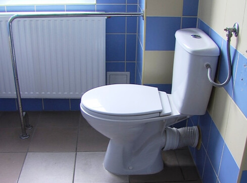 Bezcenne sedesy pilskiego szpitala - grafika