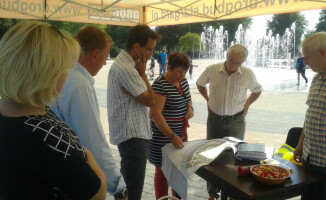 Pilanie na placu budowy na Wyspie