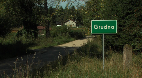 Pod nowym adresem - grafika