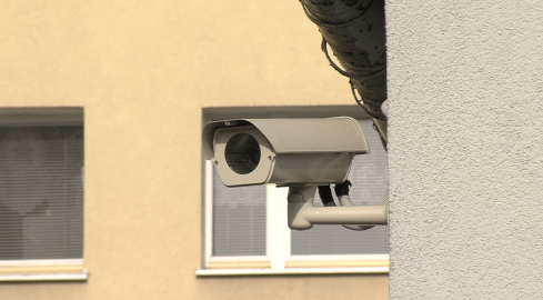 Telewizor zamiast okna? - grafika