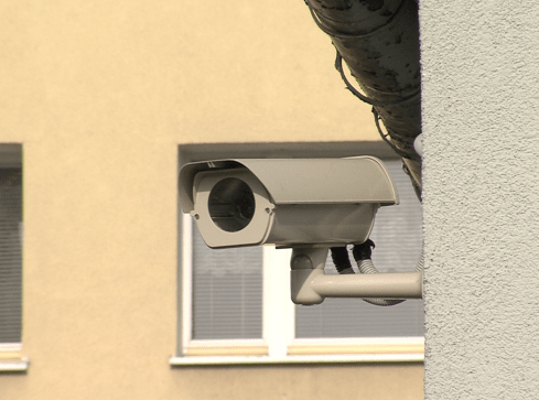 Telewizor zamiast okna? - grafika