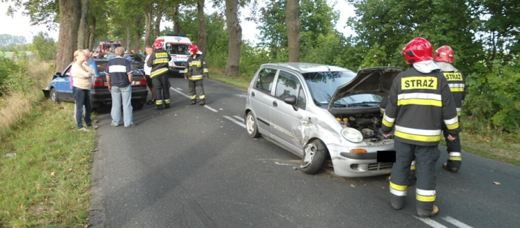 Daewoo i skoda zderzyły się na prostej drodze