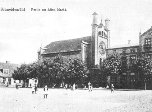 Historia wyklętego księdza w Świętej Rodzinie - grafika