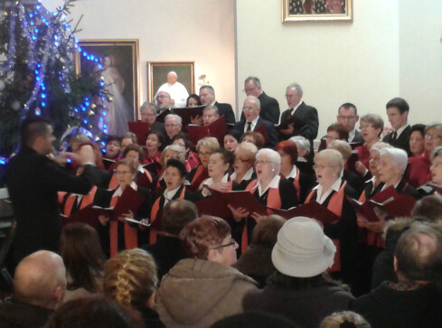 Zaśpiewali dla chorych... - grafika