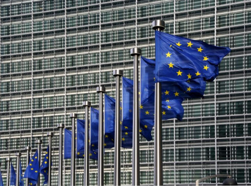 Unia Europejska szuka wolontariuszy także u nas - grafika