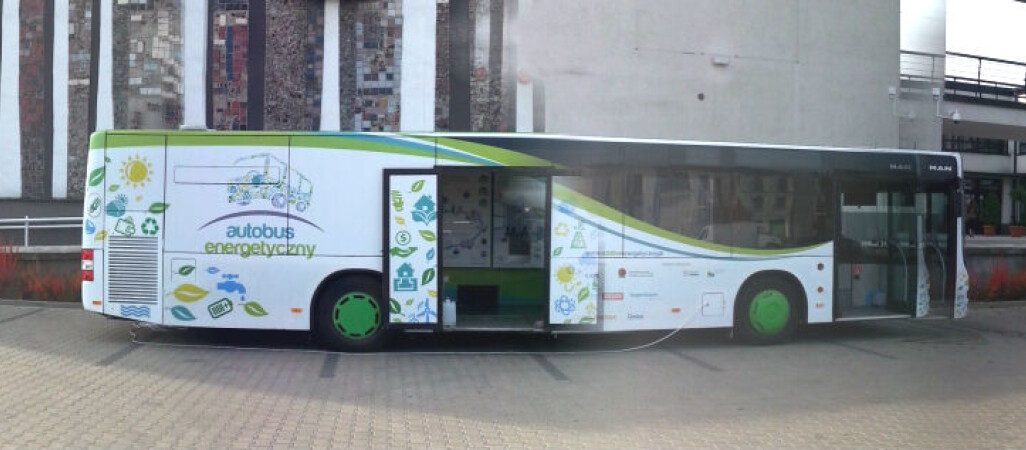 Autobus energetyczny zajechał