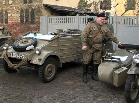 Dotknąć historii - grafika