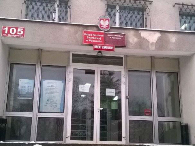 Zmasowany "atak bombowy" - interweniuje CBŚ - grafika