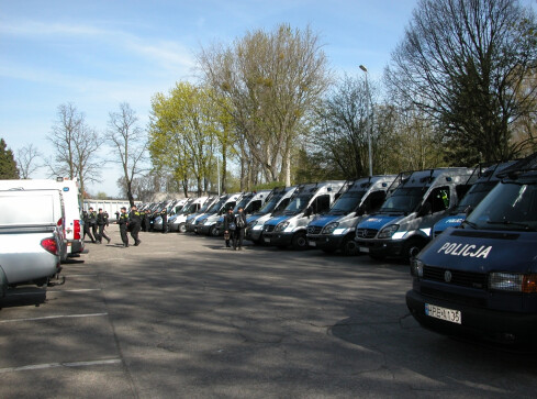 500 policjantów jedzie do Piły - grafika