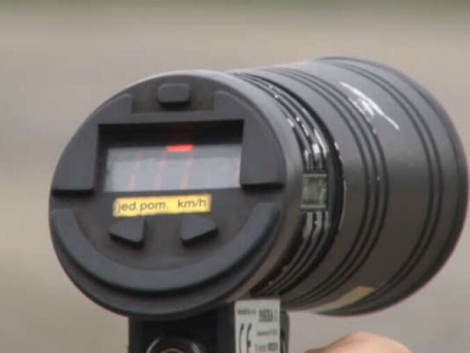 Szaleniec na motocyklu jechał 222 km/h! - grafika