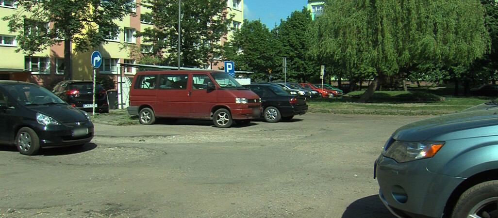 35 nowych miejsc parkingowych