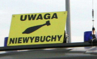 Niewybuch opodal al. Wojska Polskiego