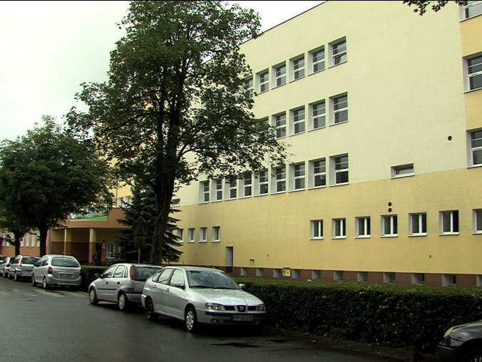 Hala "klepnięta" przez zarząd powiatu - grafika