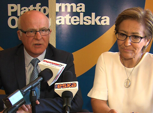 Działacze PO bronią Szejnfelda - grafika