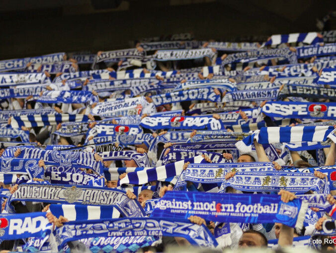 UEFA zawiesiła karę dla Lecha za wybryk kibiców z Piły - grafika