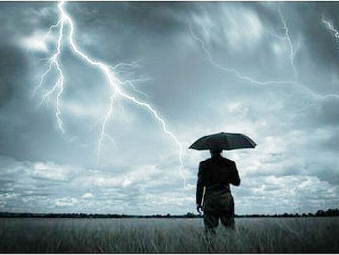Będą burze z gradem - ostrzegają meteorolodzy - grafika