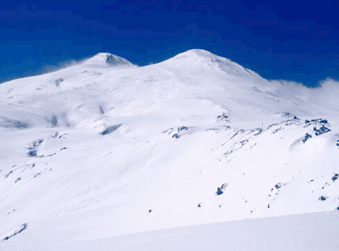 Alpinista z Kaczor zaginął pod Elbrusem - grafika